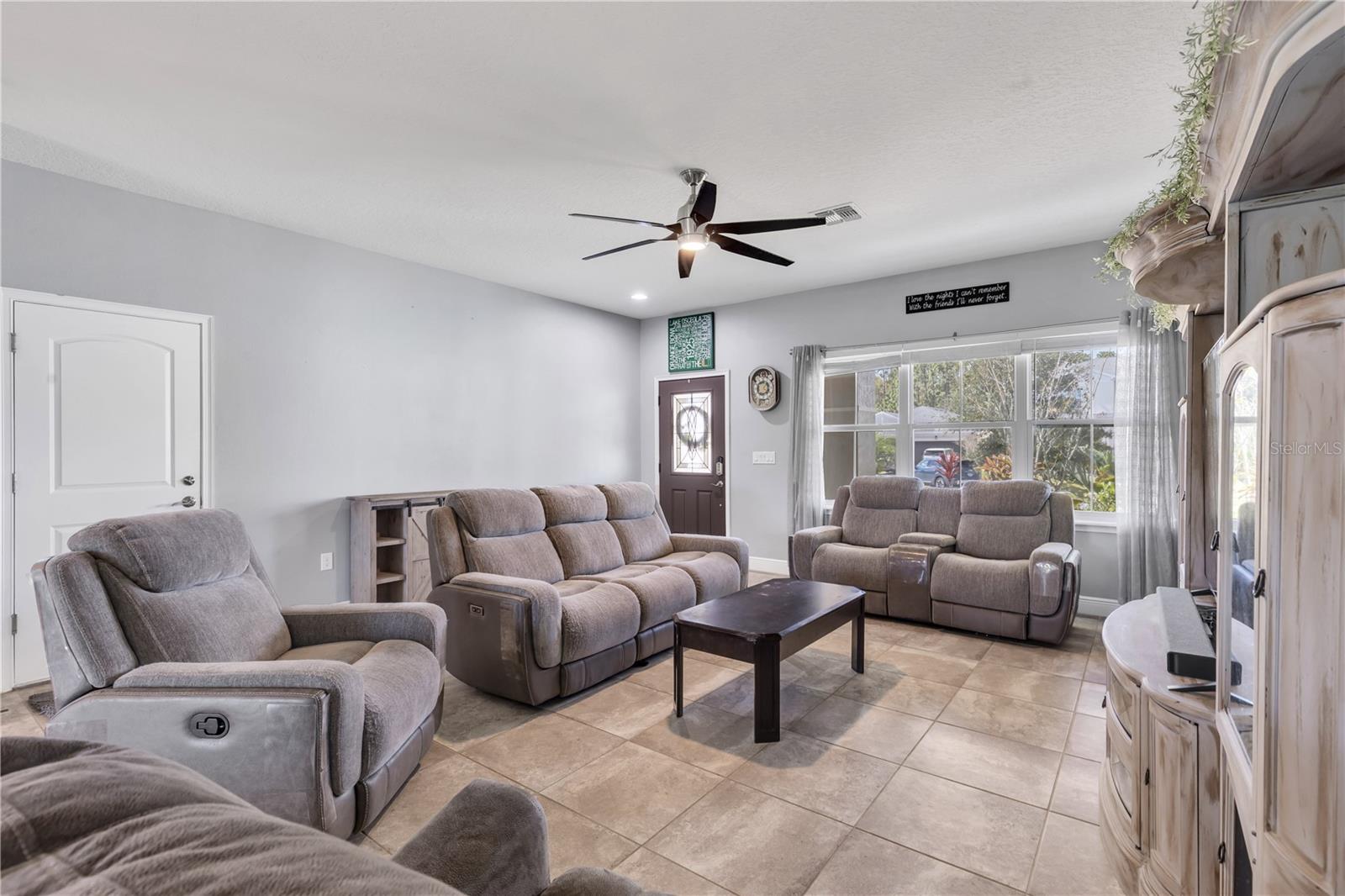 WESTPORT RESERVE - Residential