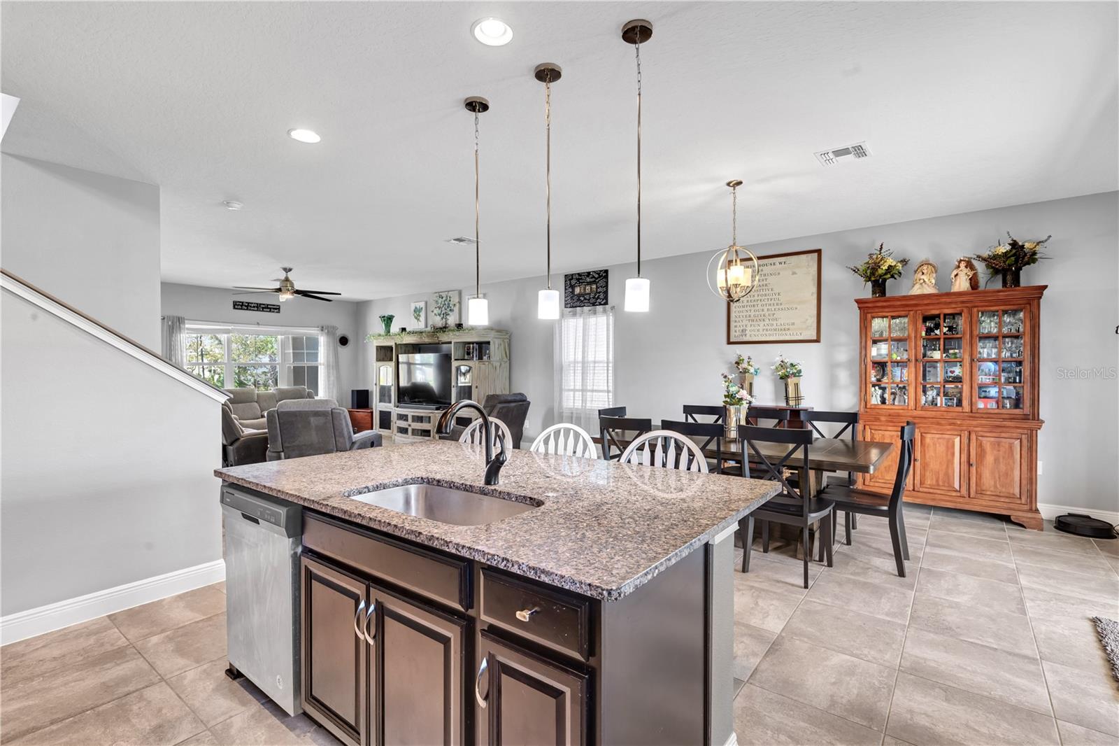 WESTPORT RESERVE - Residential