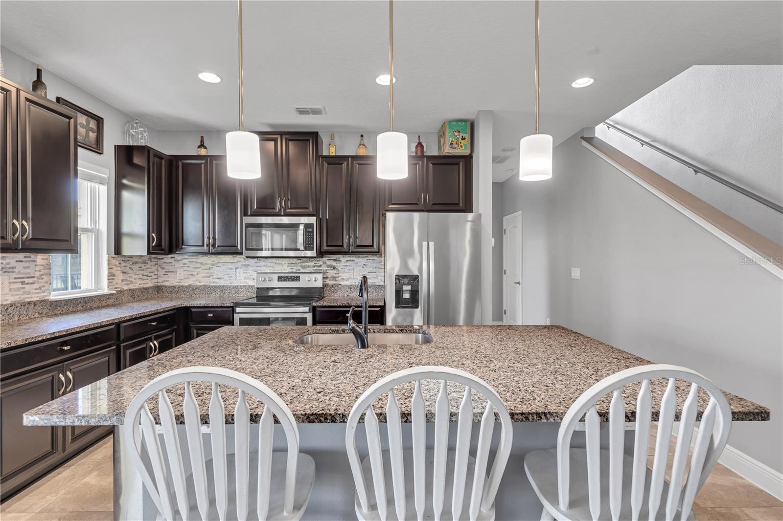 WESTPORT RESERVE - Residential