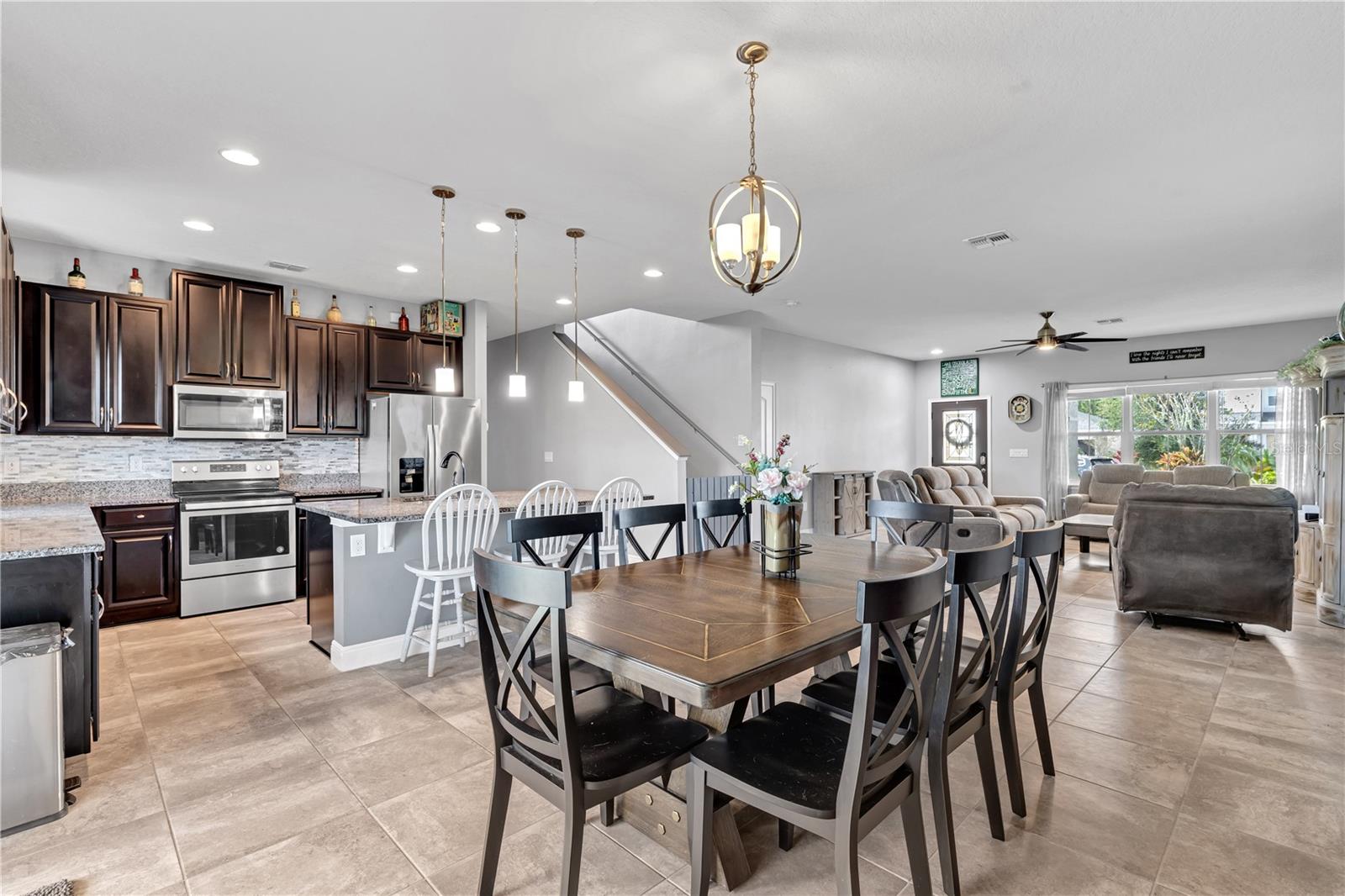 WESTPORT RESERVE - Residential