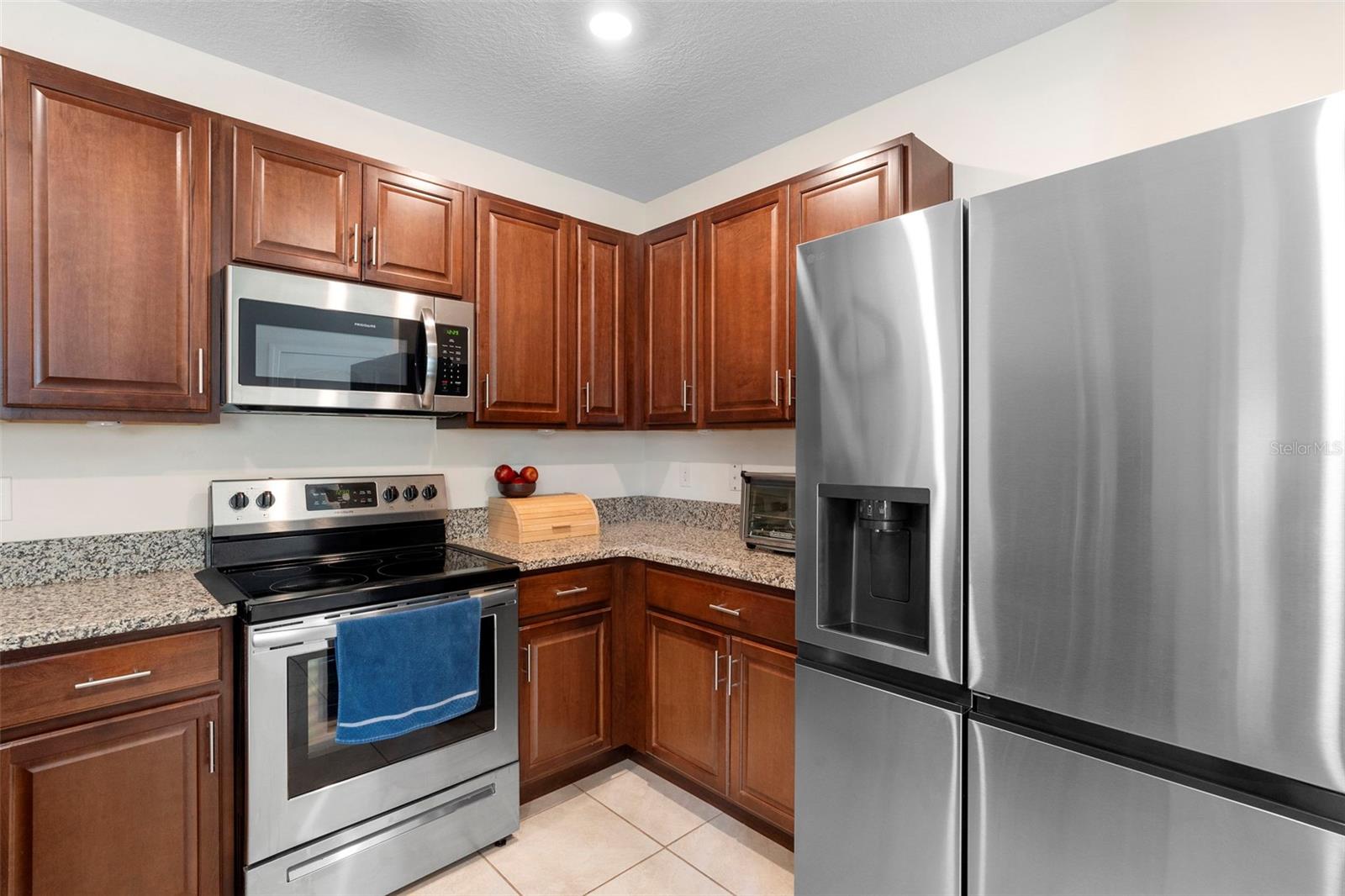 VICTORIA OAKS PH A - Residential