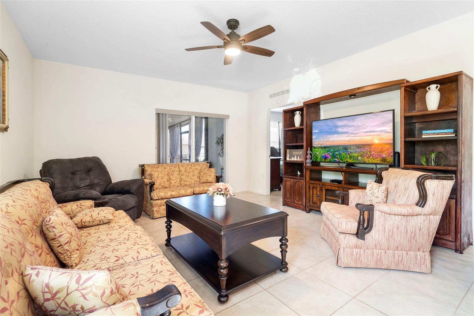 VICTORIA OAKS PH A - Residential