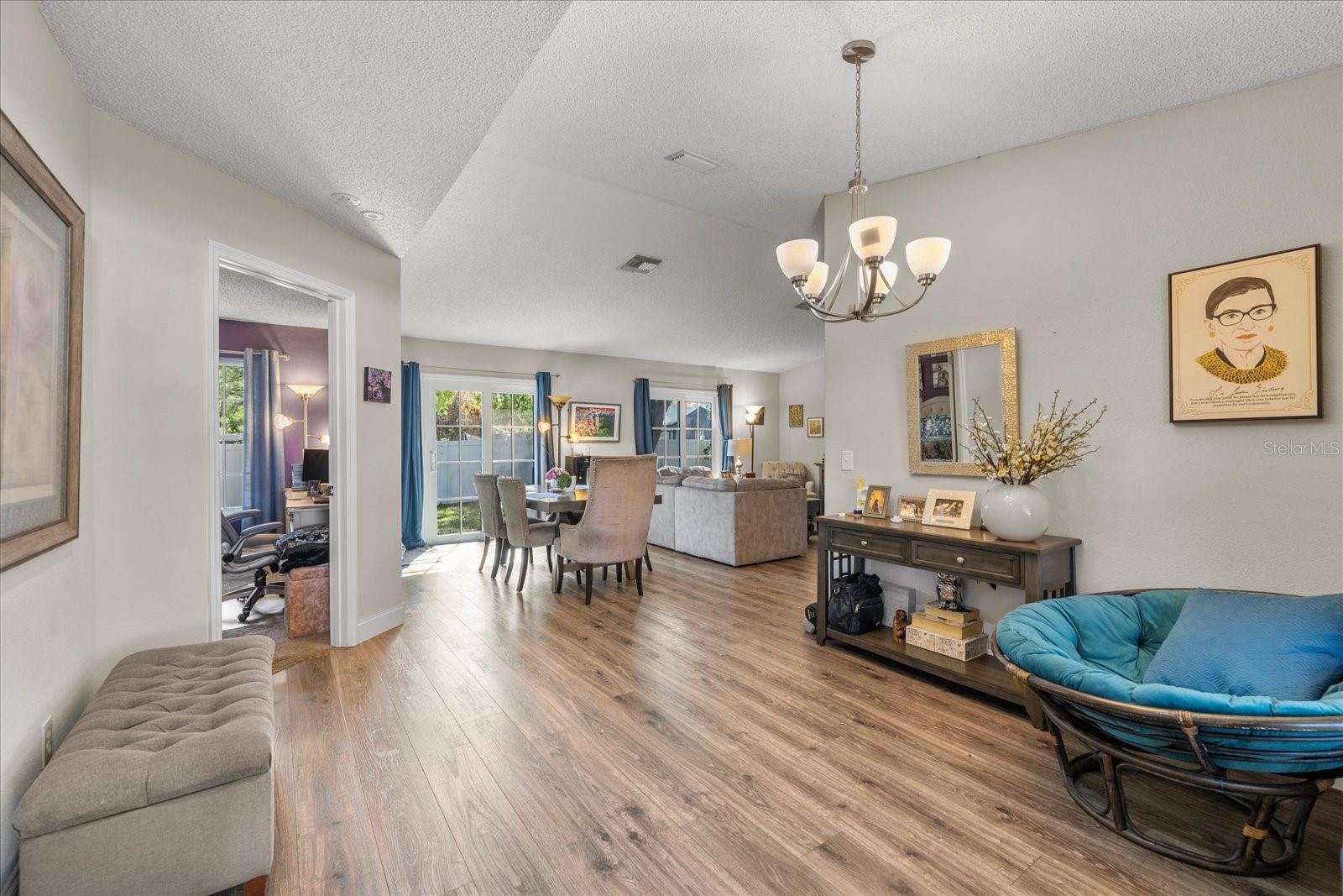 1849 DIANE DRIVE