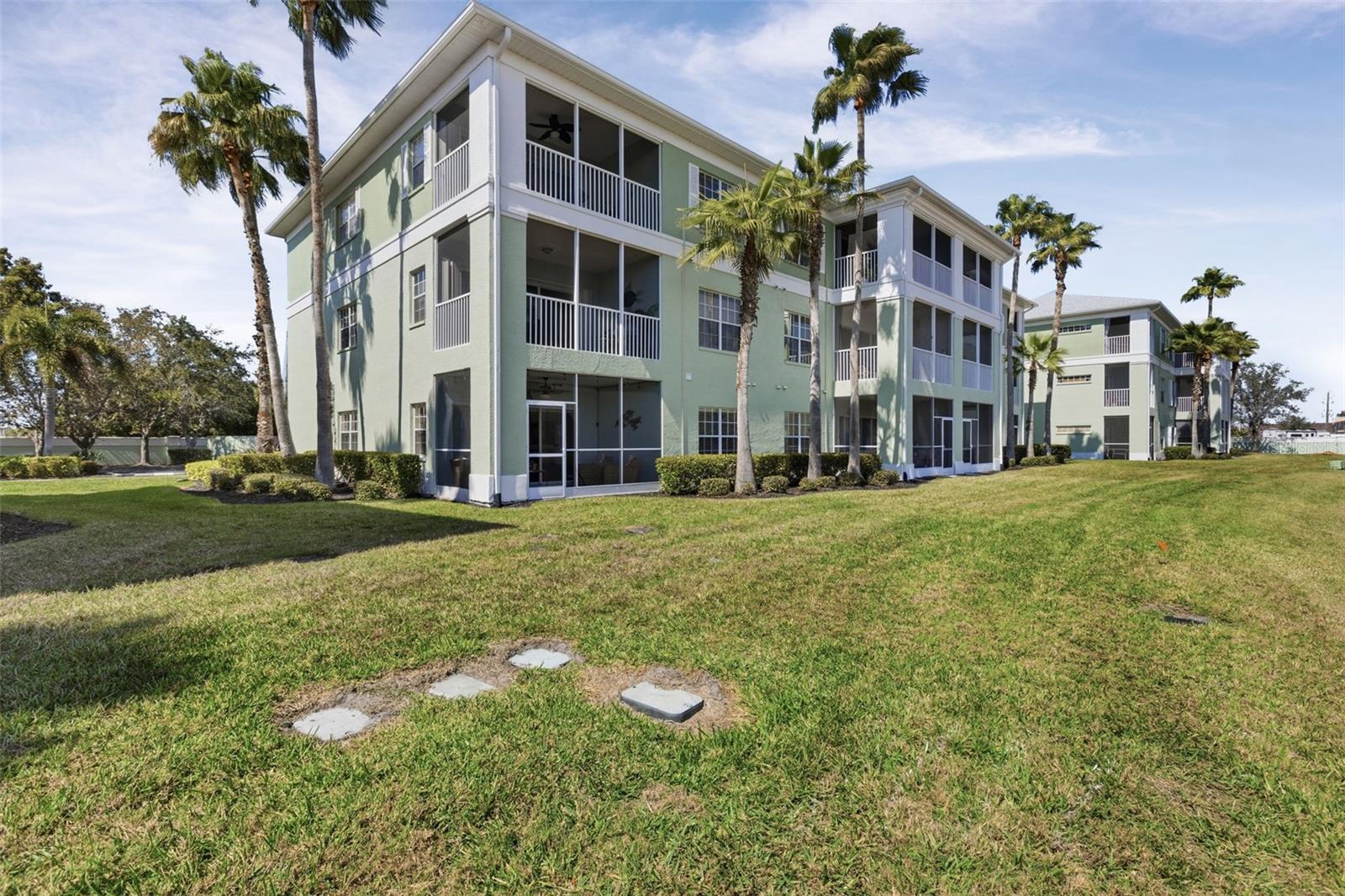 LAKE VIEW CONDO AT HERITAGE - Residential