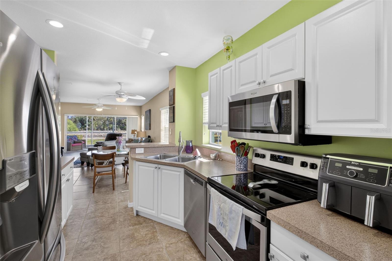 LAKE VIEW CONDO AT HERITAGE - Residential