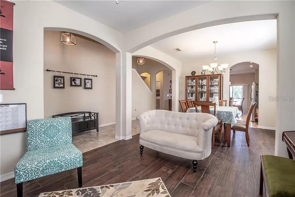 WORTHINGTON - Residential Lease