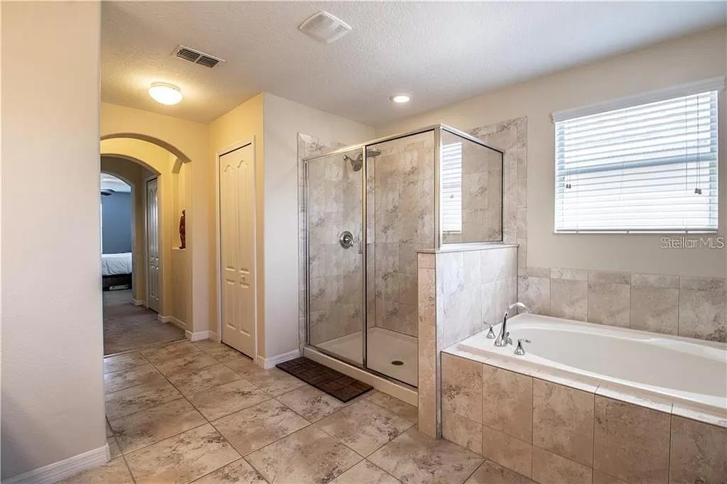 WORTHINGTON - Residential Lease