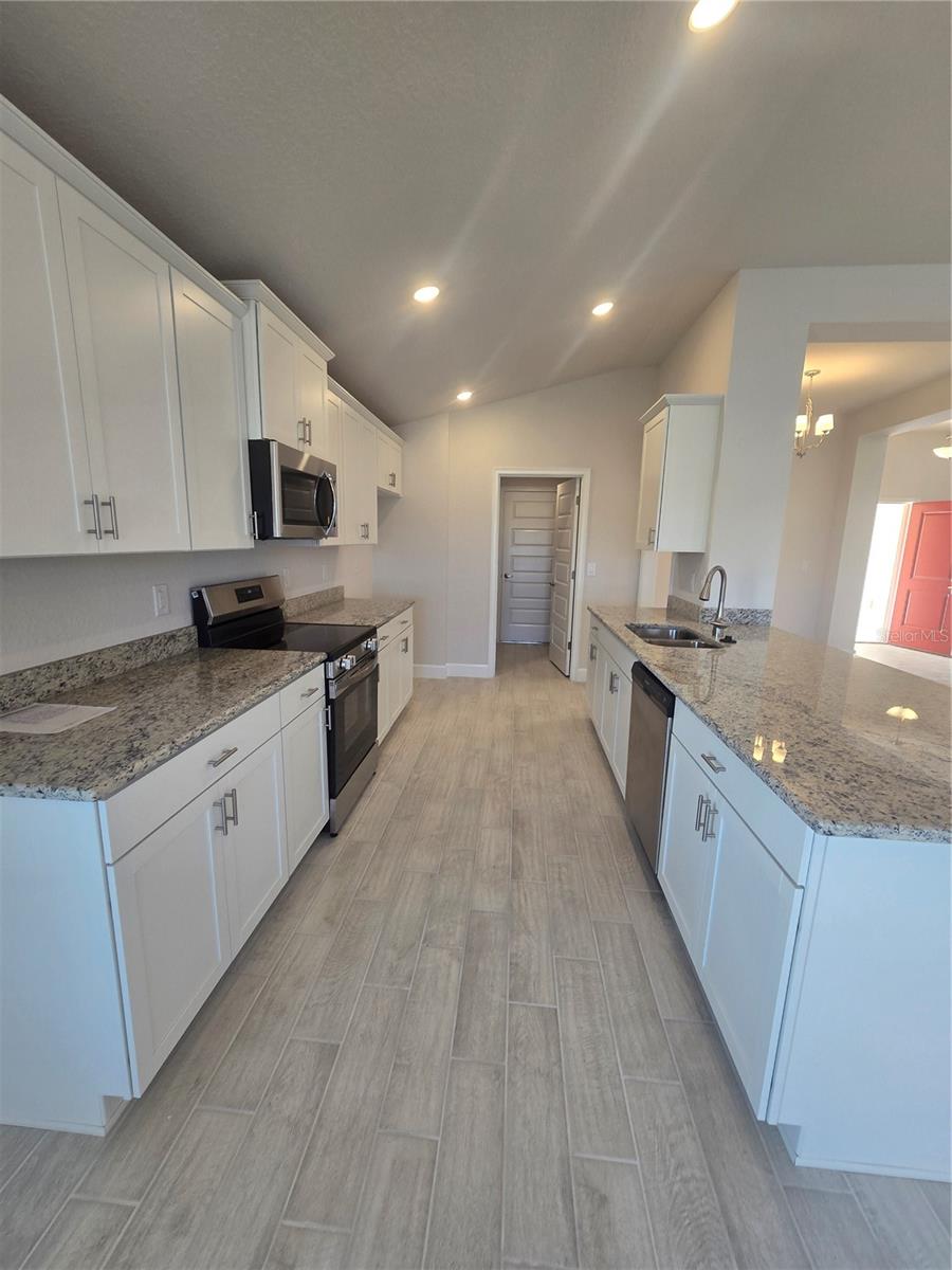 WYLD PALMS - Residential