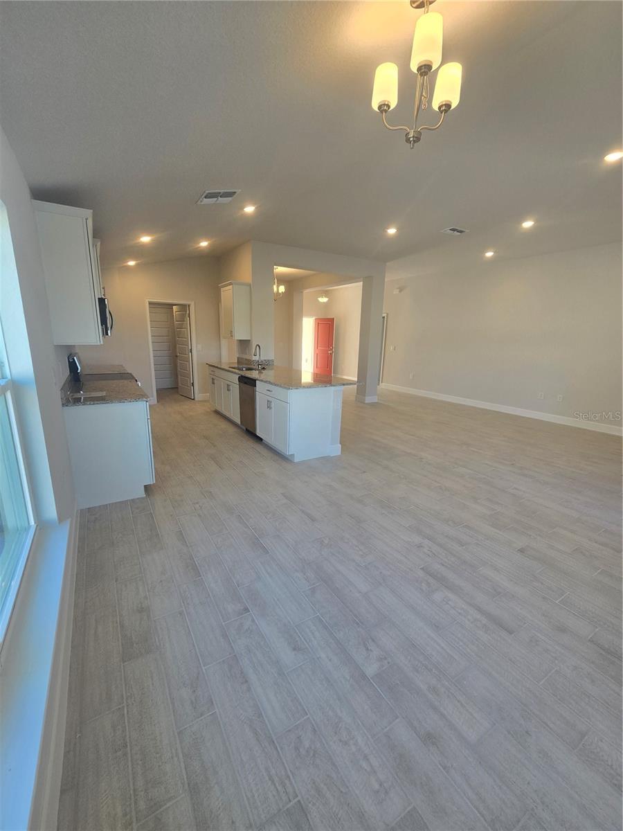 WYLD PALMS - Residential