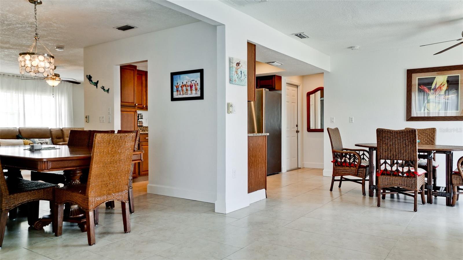 COUNTRY CLUB HEIGHTS FIRST ADD - Residential