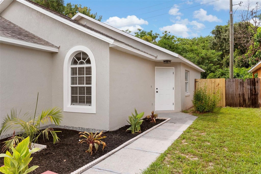 Photo of 5459 Seedling Lane, Orlando, FL 32811 (MLS # O6423161)