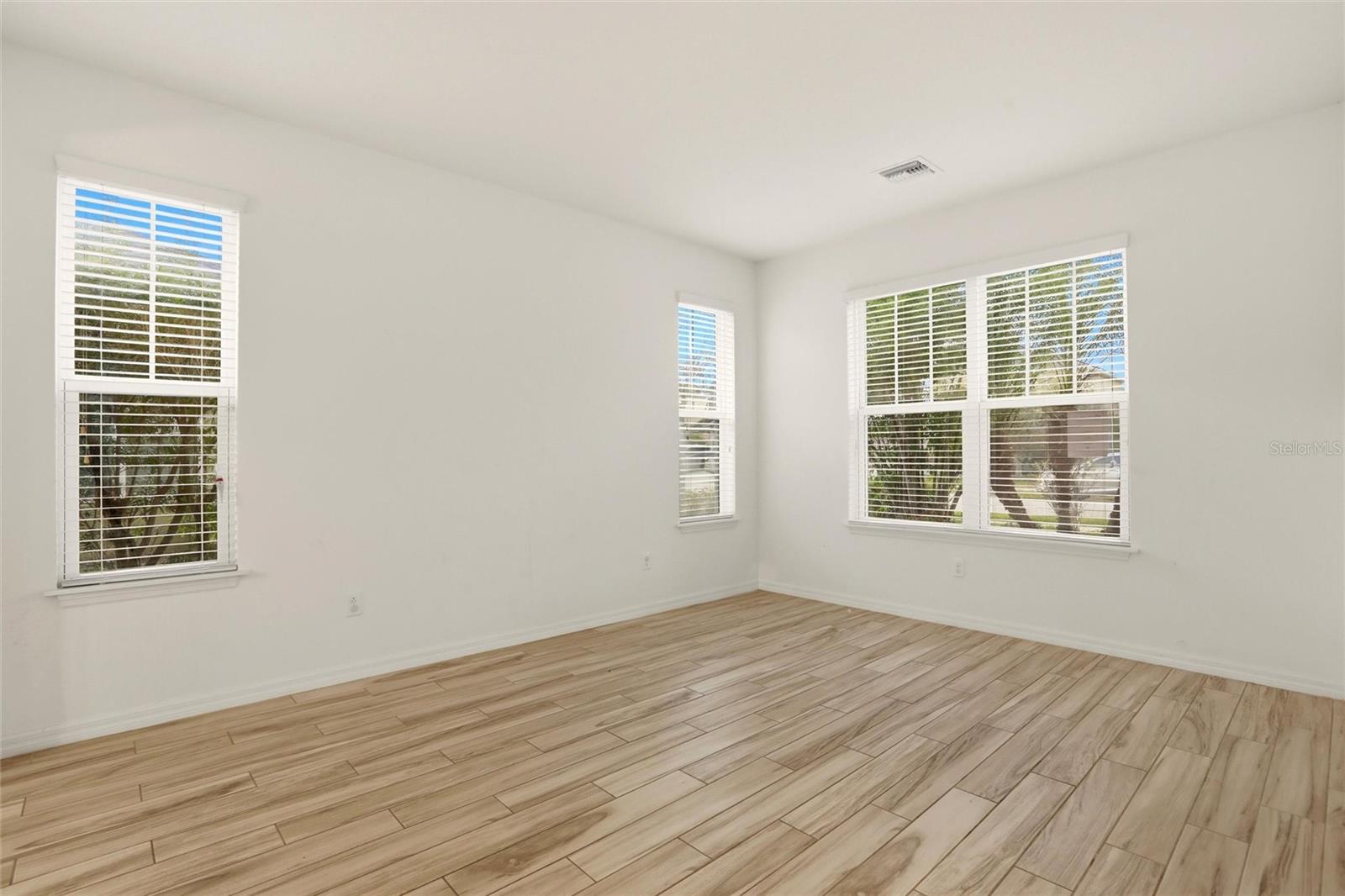 ARBOR LAKES ON PALMER RANCH - Residential