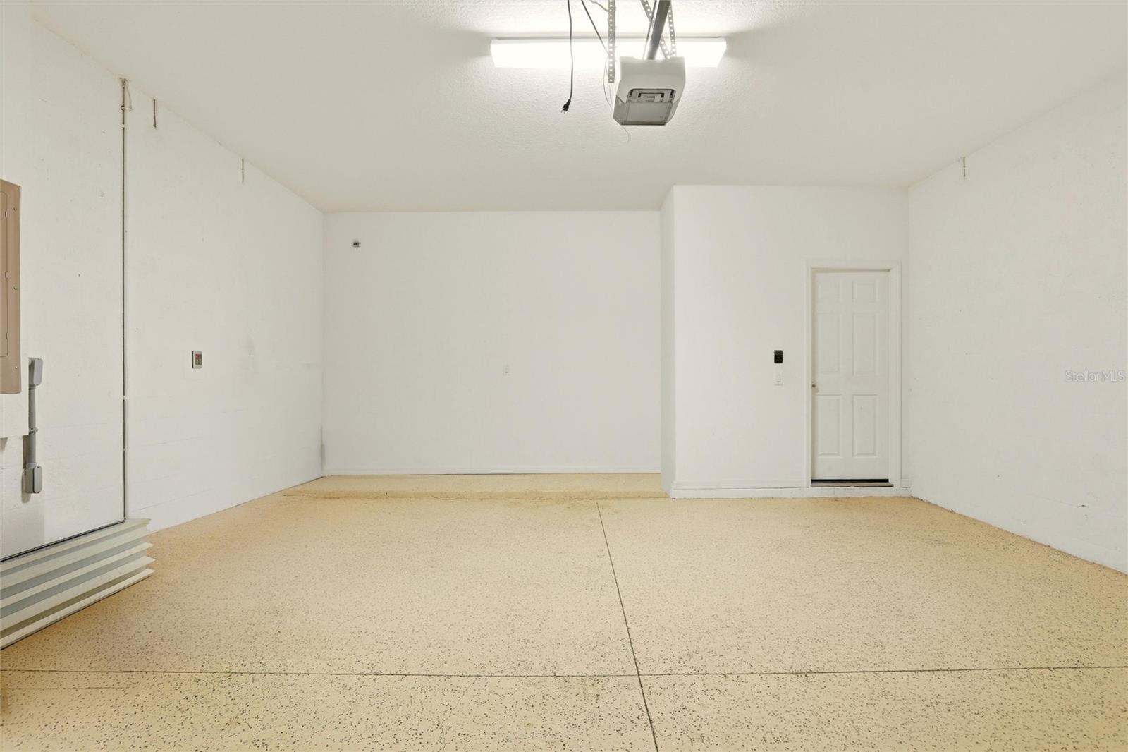 ARBOR LAKES ON PALMER RANCH - Residential