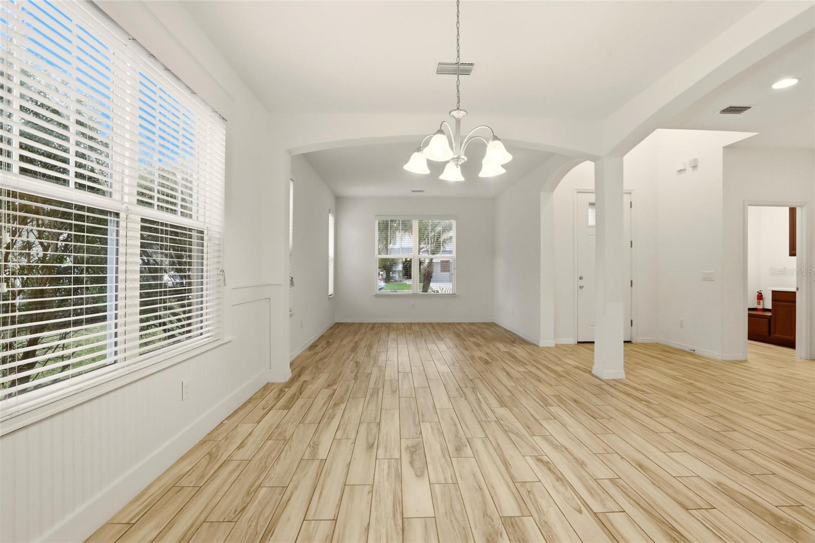 ARBOR LAKES ON PALMER RANCH - Residential