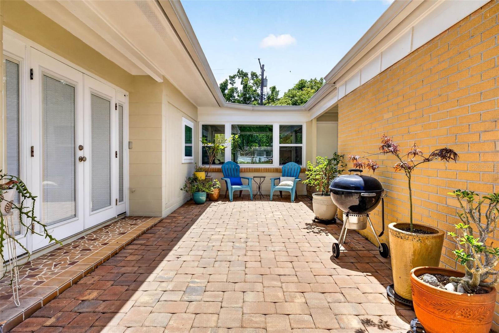 TEMPLE TERRACE RIVERSIDE SUB - Residential