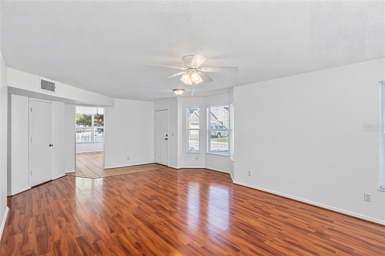 COACH HOMES AT MARINERS VILLAGE - Residential