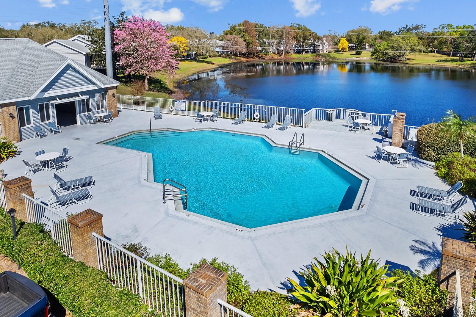 COACH HOMES AT MARINERS VILLAGE - Residential