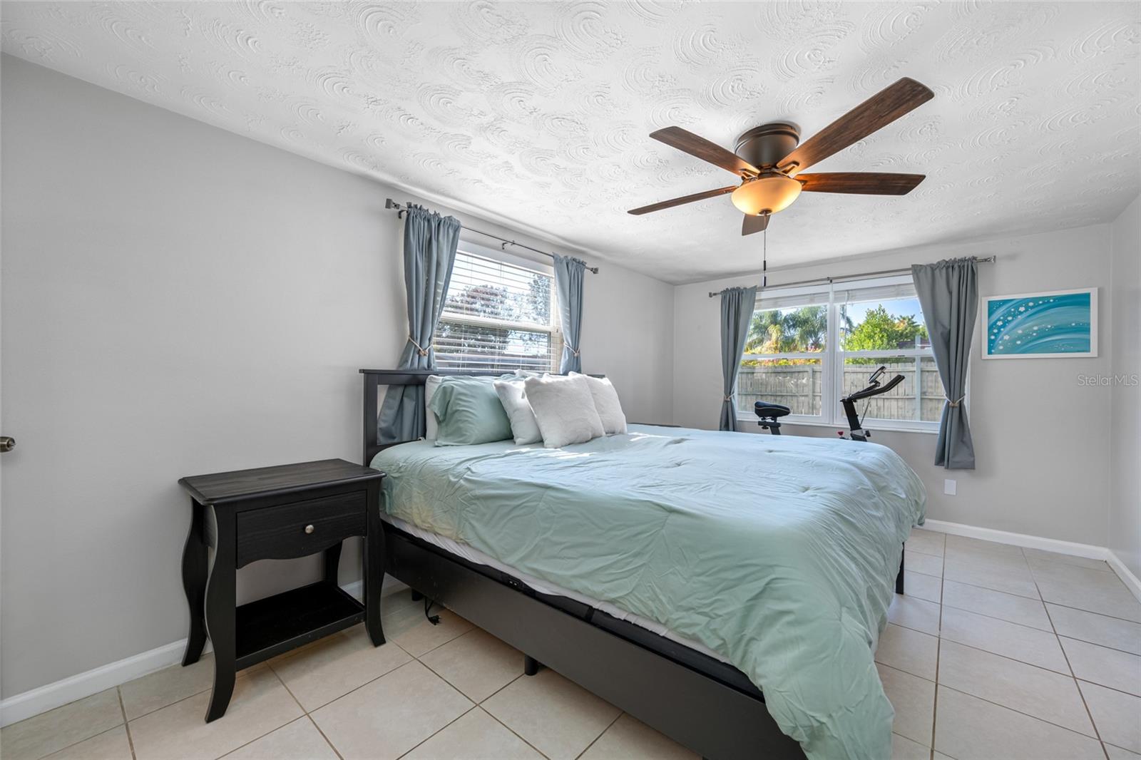 ALOHA GARDENS - Residential