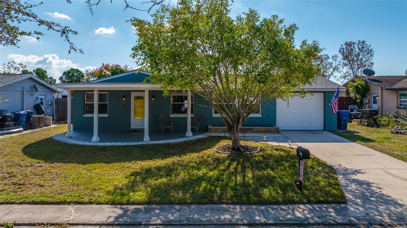 ALOHA GARDENS - Residential