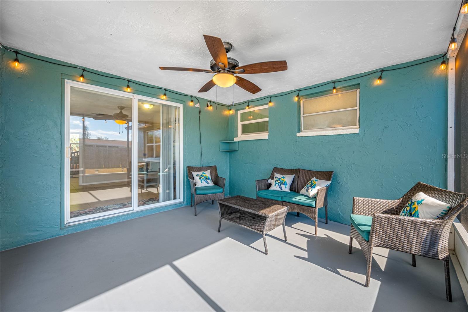 ALOHA GARDENS - Residential