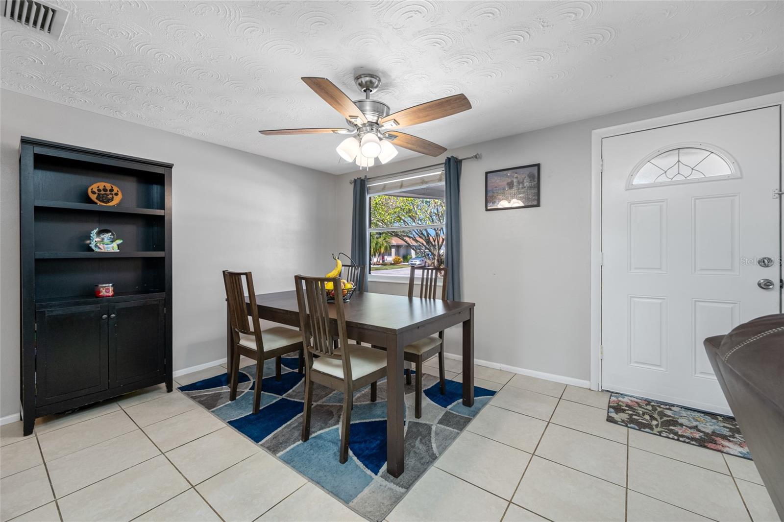 ALOHA GARDENS - Residential