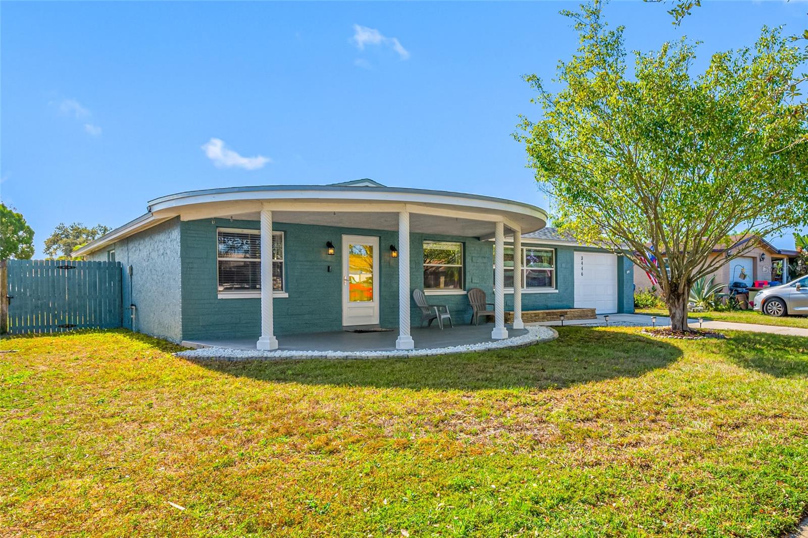 ALOHA GARDENS - Residential