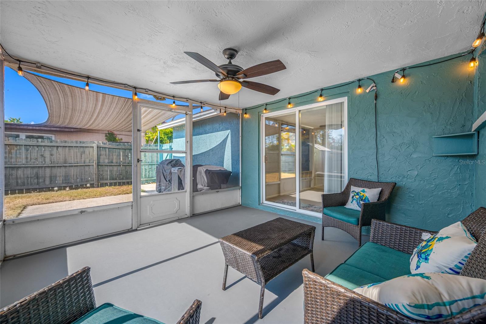 ALOHA GARDENS - Residential