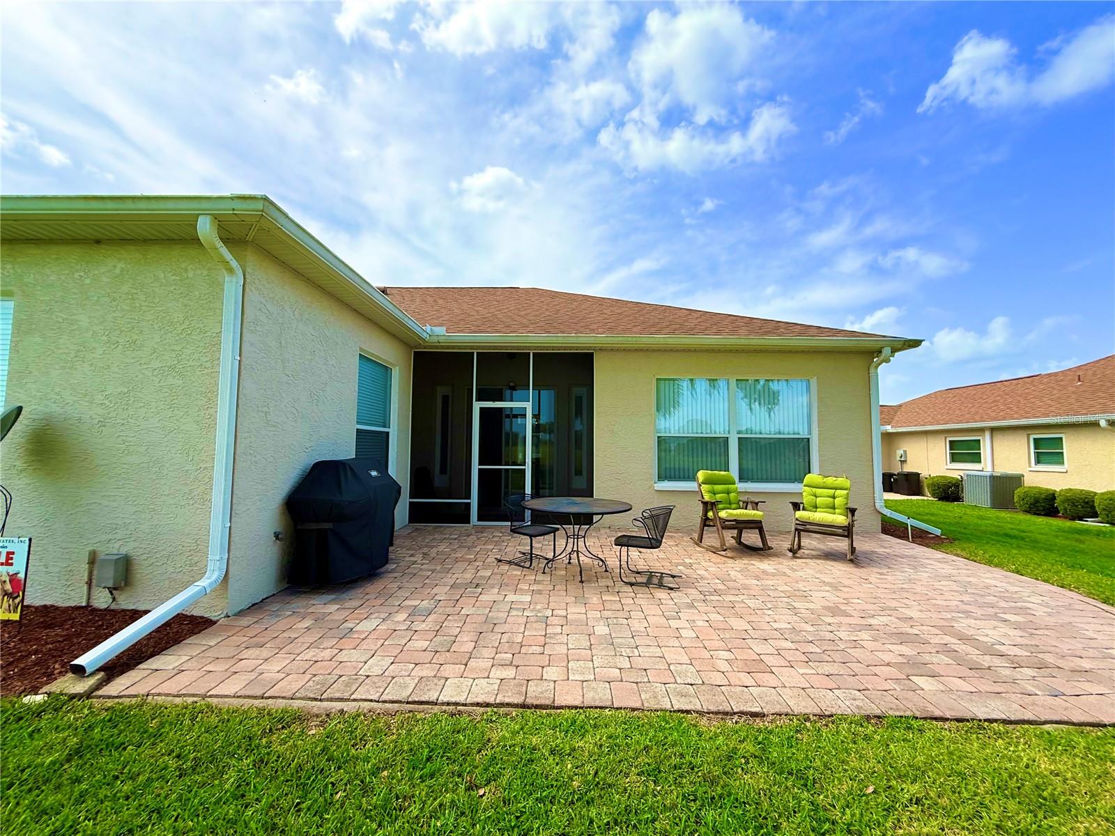 OCALA PALMS UN VI - Residential Lease