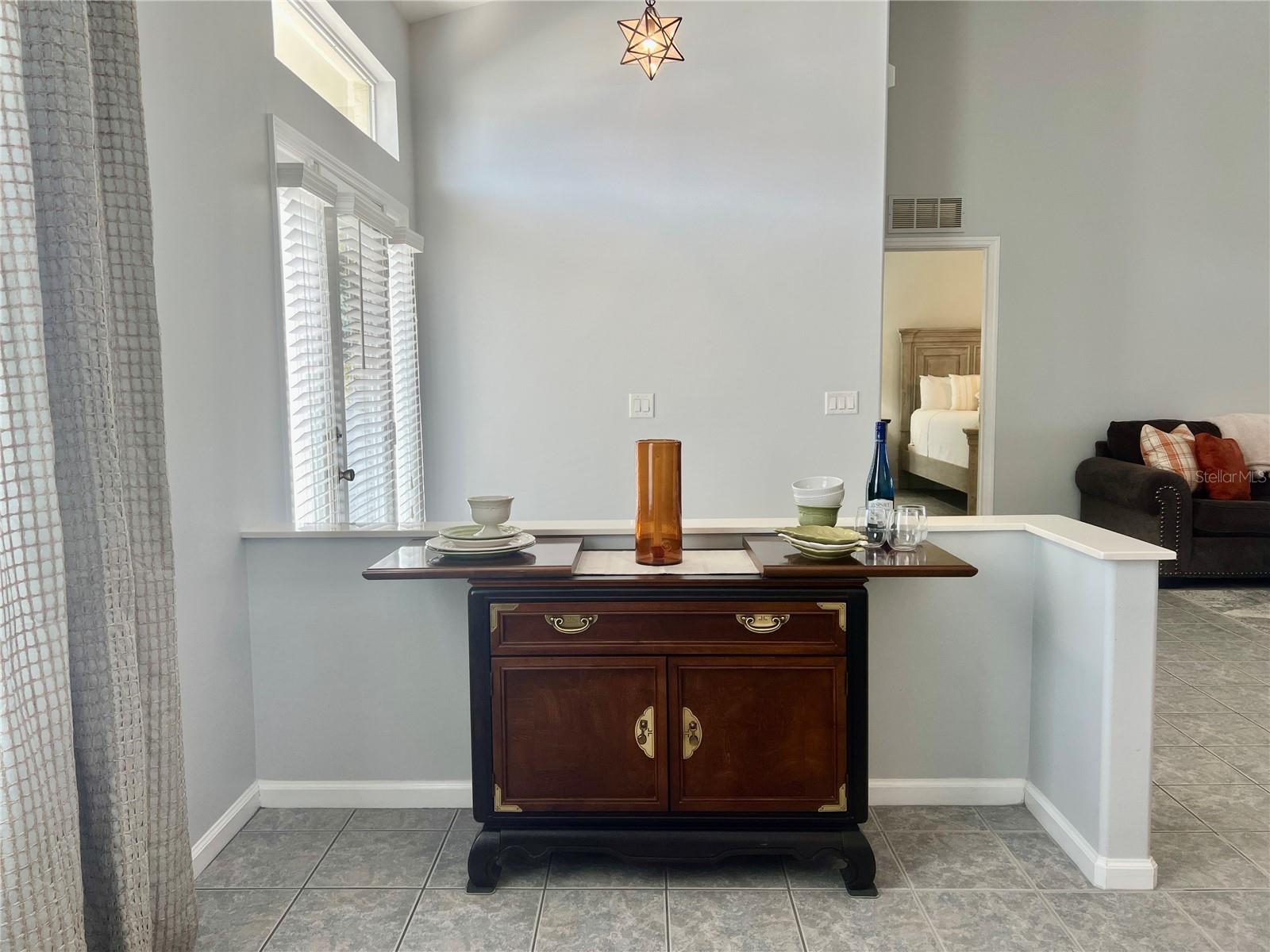 OCALA PALMS UN VI - Residential Lease