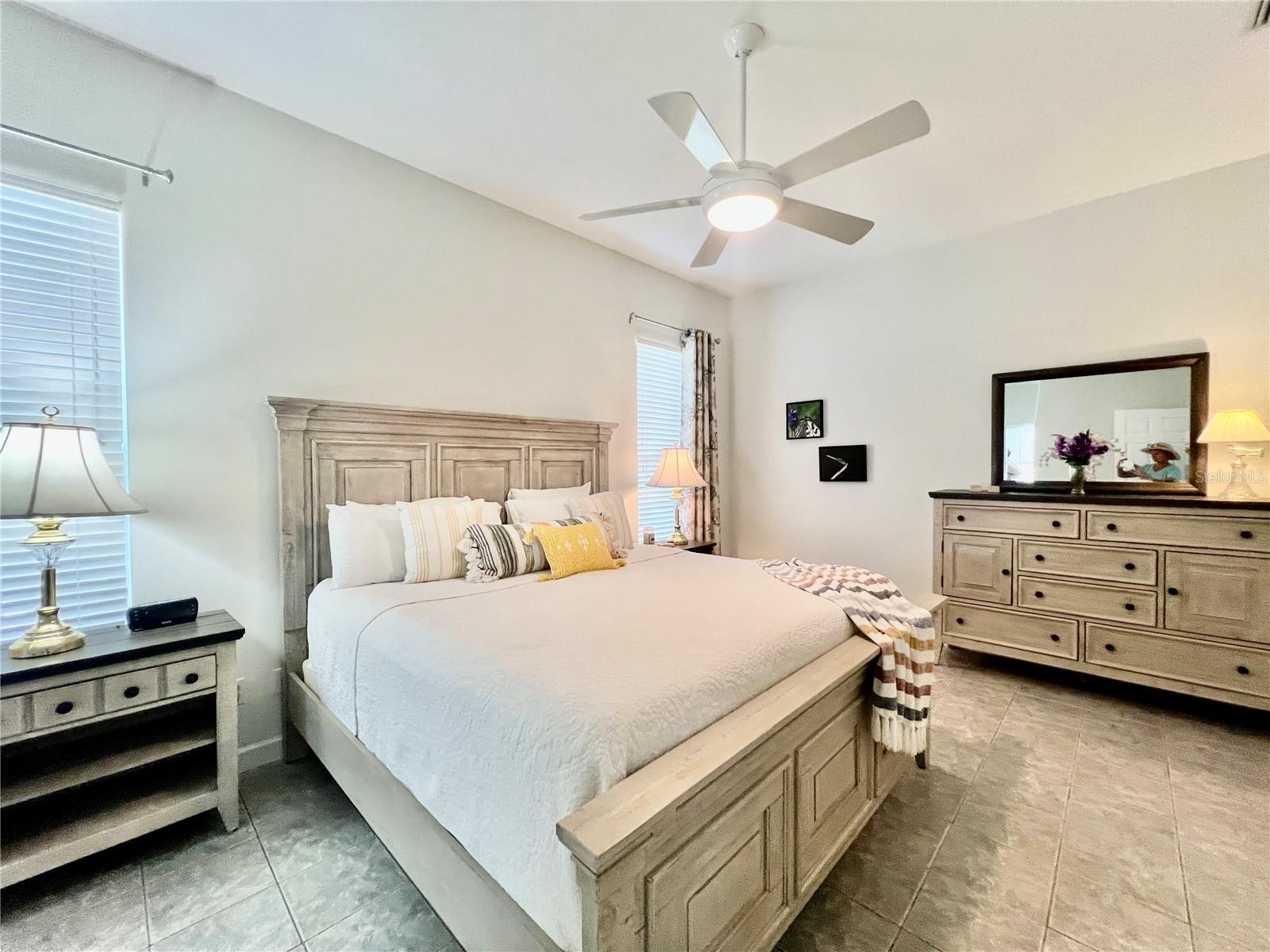 OCALA PALMS UN VI - Residential Lease