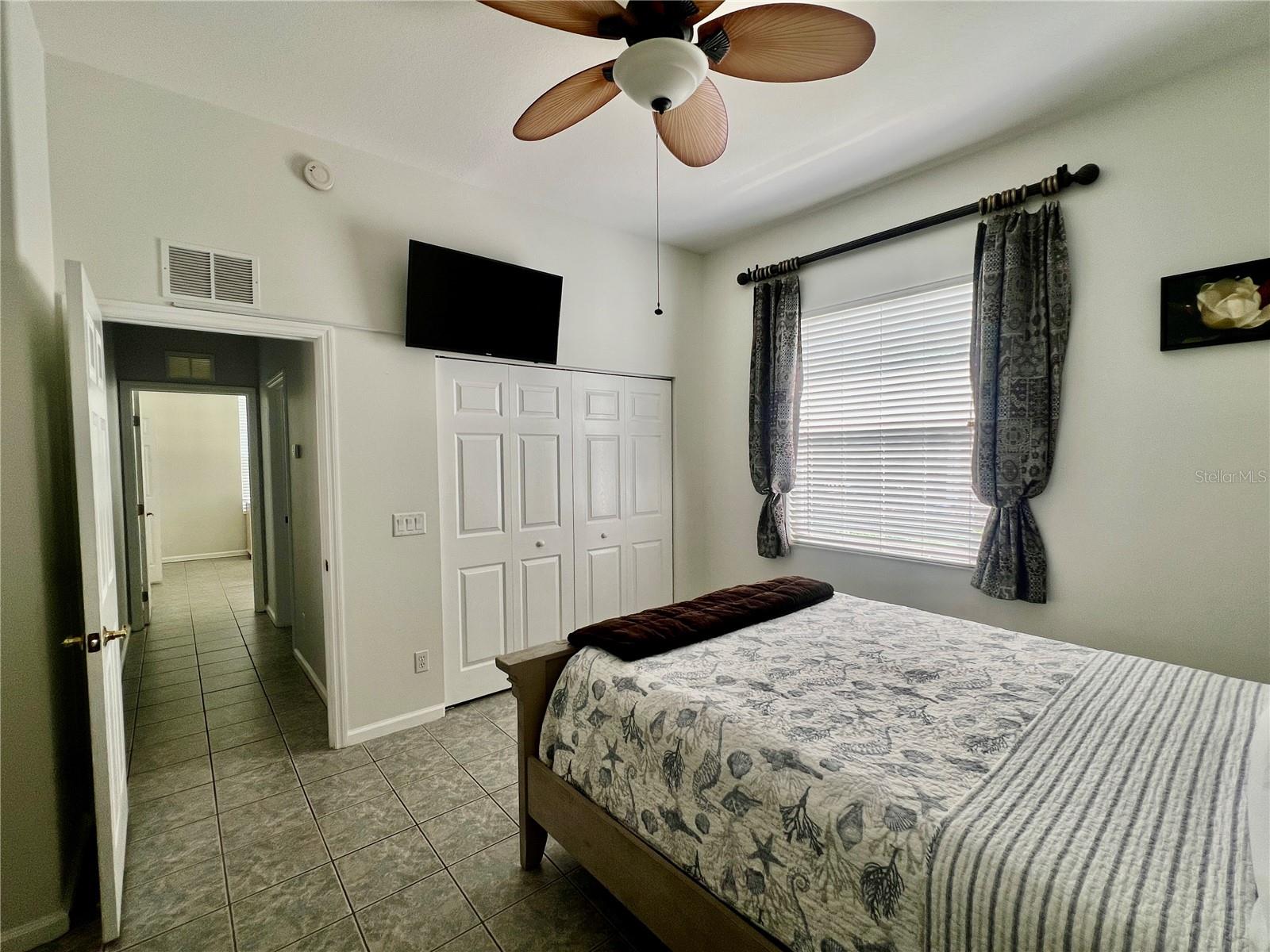 OCALA PALMS UN VI - Residential Lease