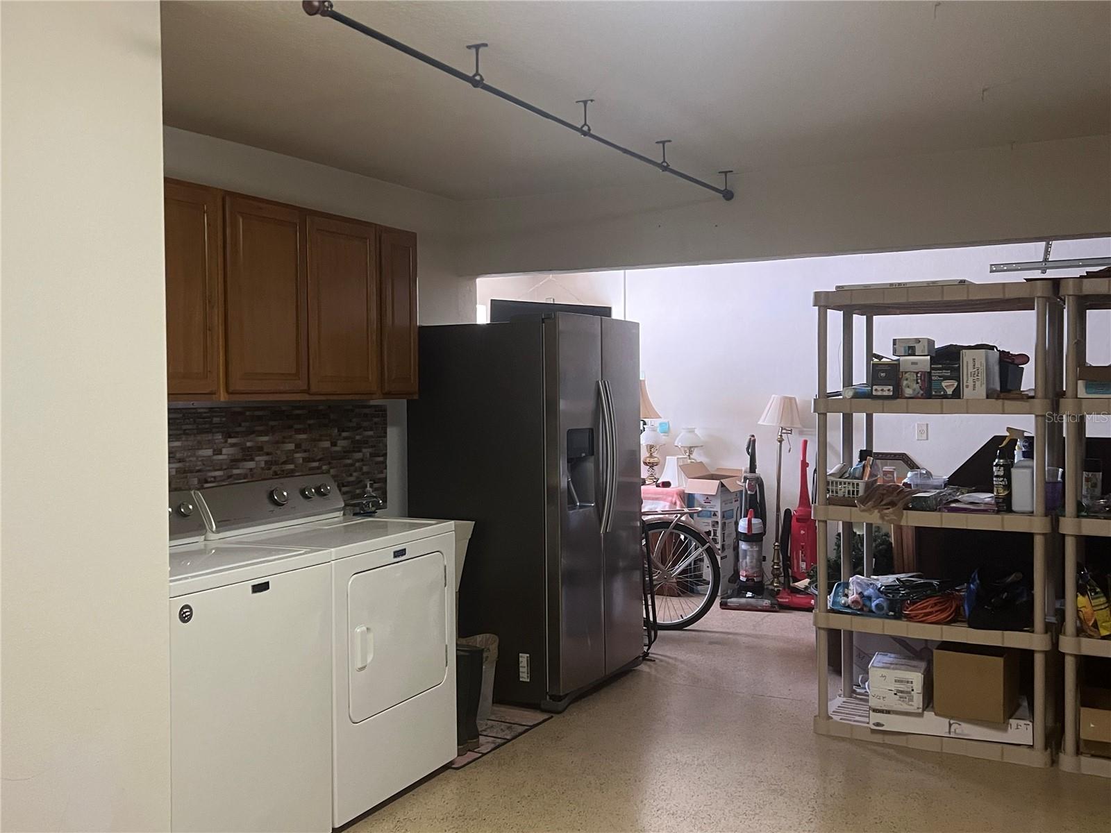 OCALA PALMS UN VI - Residential Lease