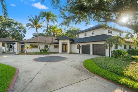 Photo of 2521 Lake Ellen Drive, Tampa, FL 33618 (MLS # TB8519750)