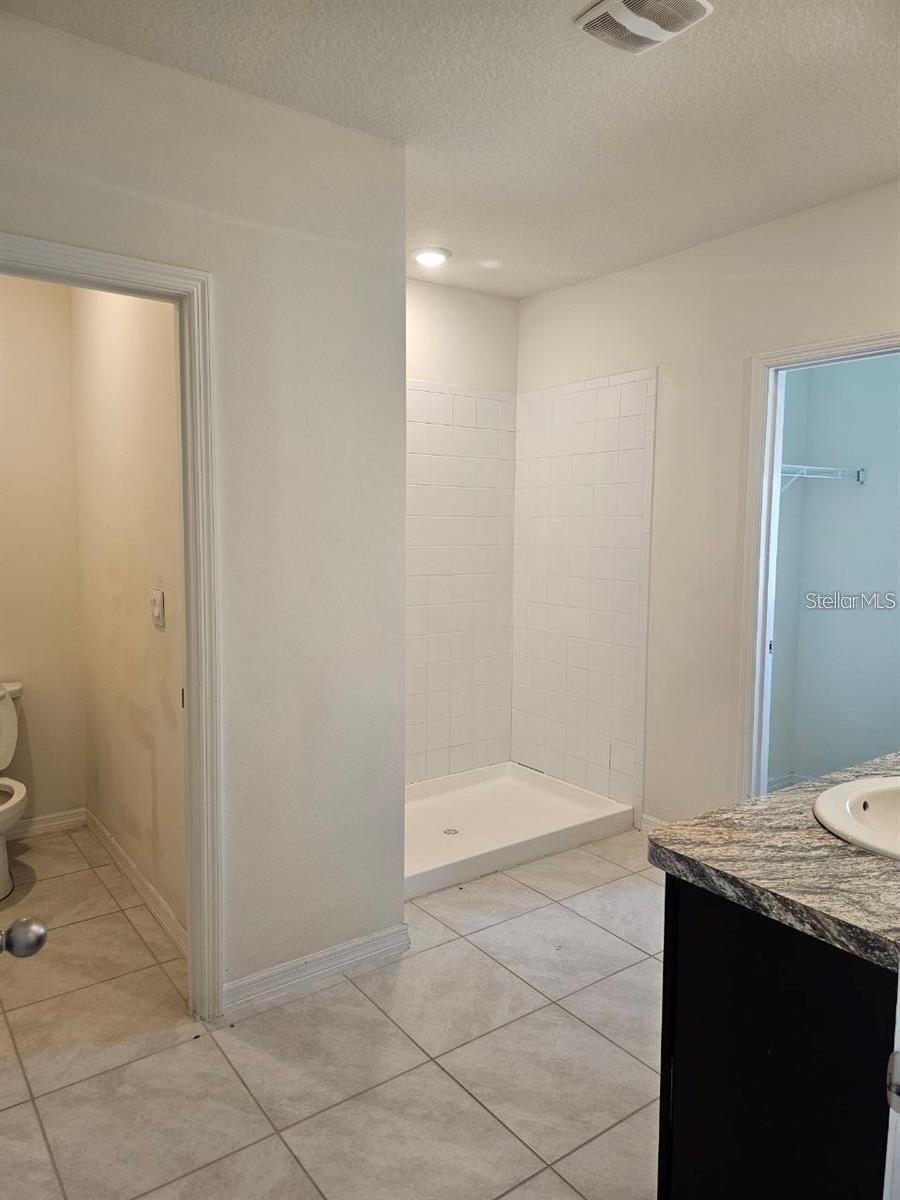 EDEN HILLS - Residential Lease