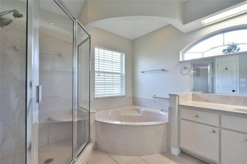 Tiny photo for 3909 SE 8th Street, Ocala, FL 34471 (MLS # OM729727)