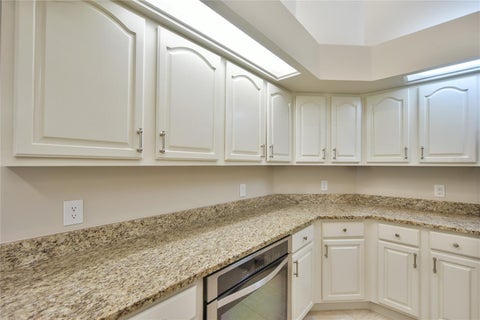 Tiny photo for 3909 SE 8th Street, Ocala, FL 34471 (MLS # OM729727)
