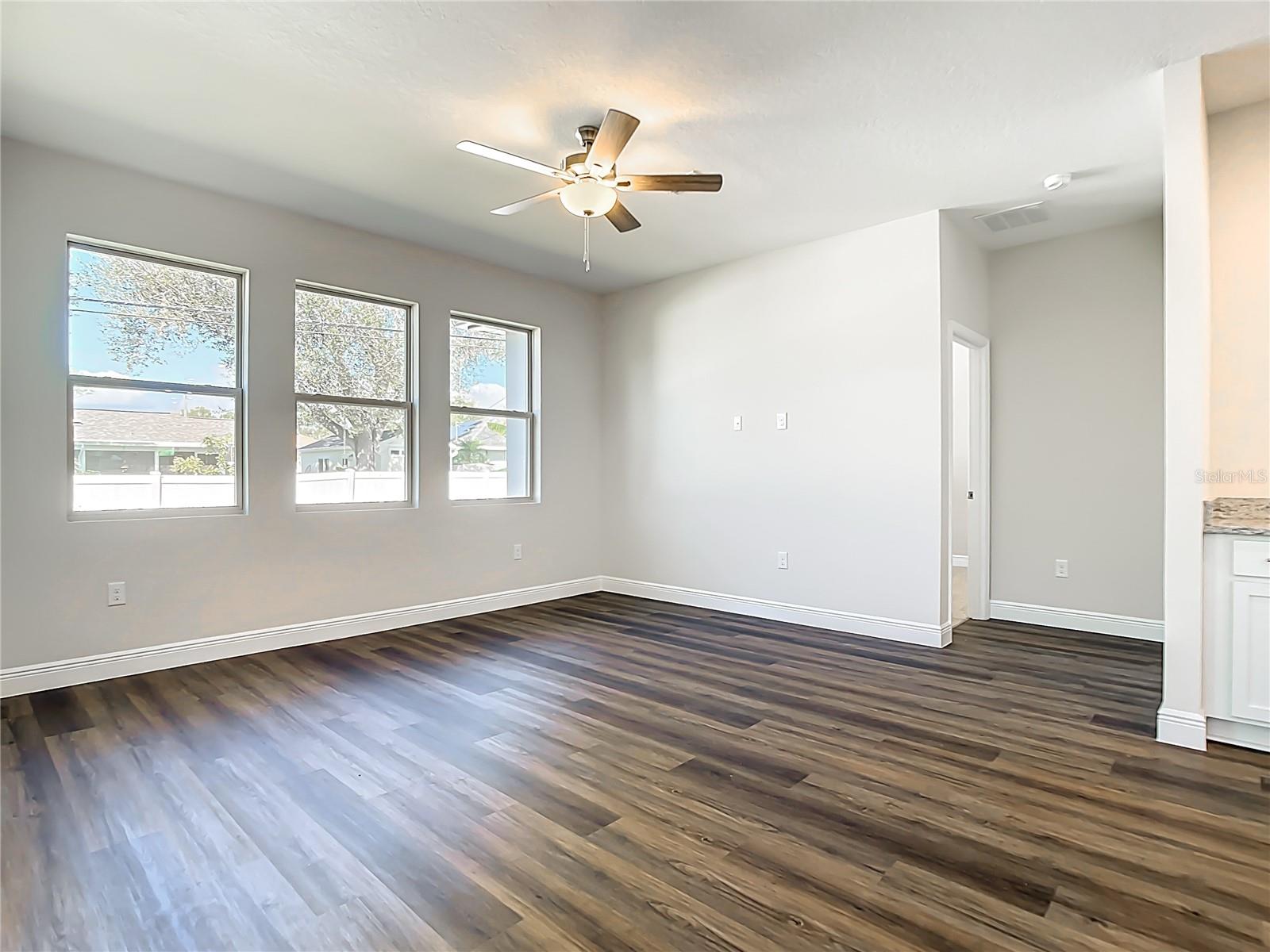 1581 - PORT CHARLOTTE SUB 27 - Residential