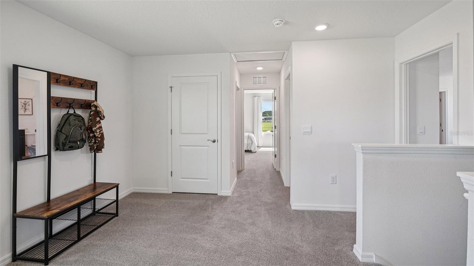 AVALON WOODS - Residential
