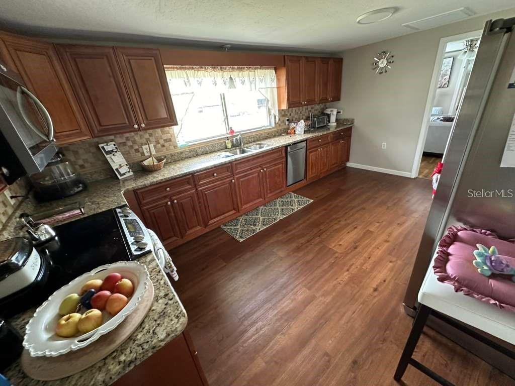 TATE UNRECORDED SUBD PT OF TRACT 13 ATKINSON SUBD - Residential