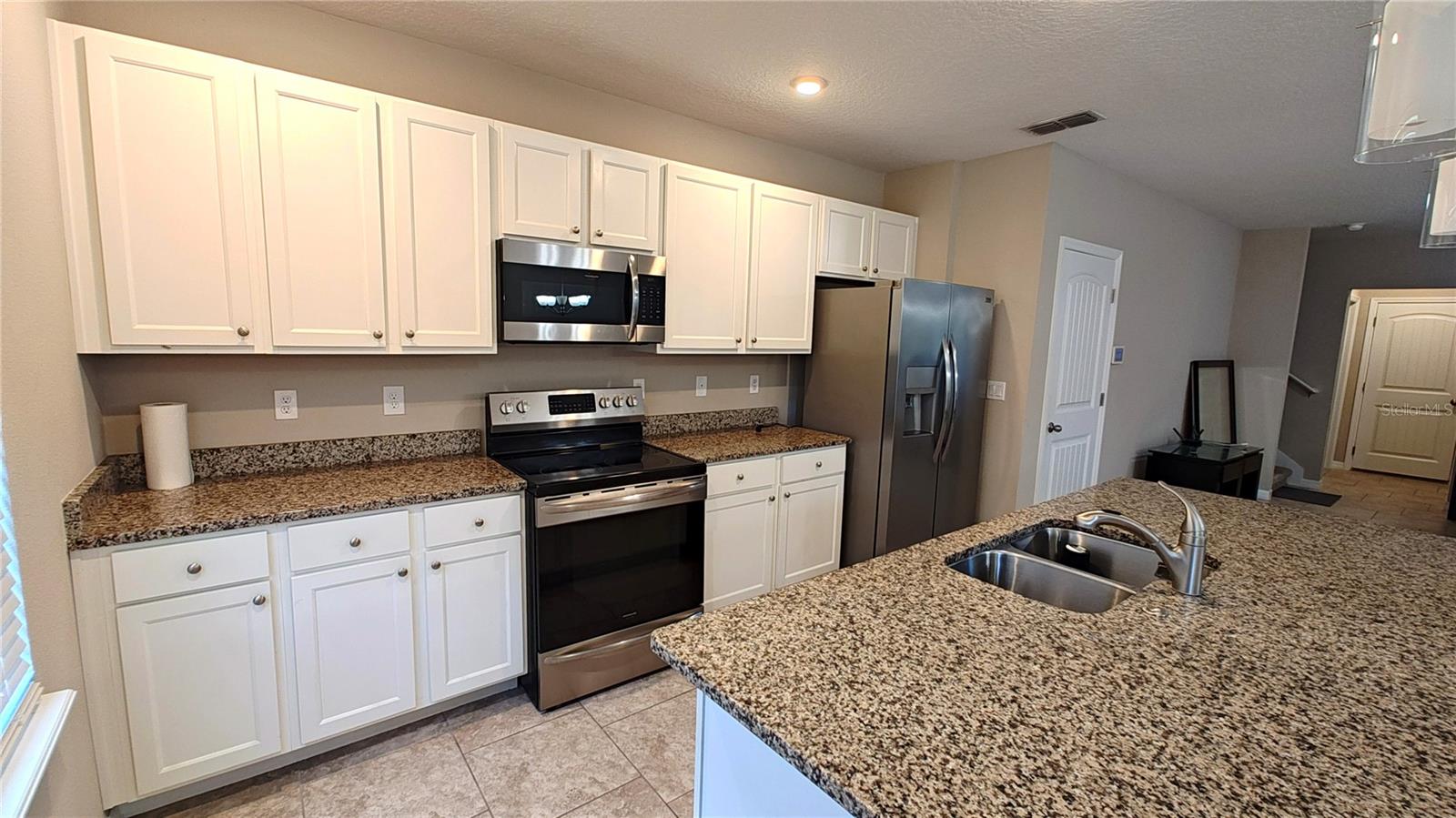 16039 JUNIPER INLET ALLEY