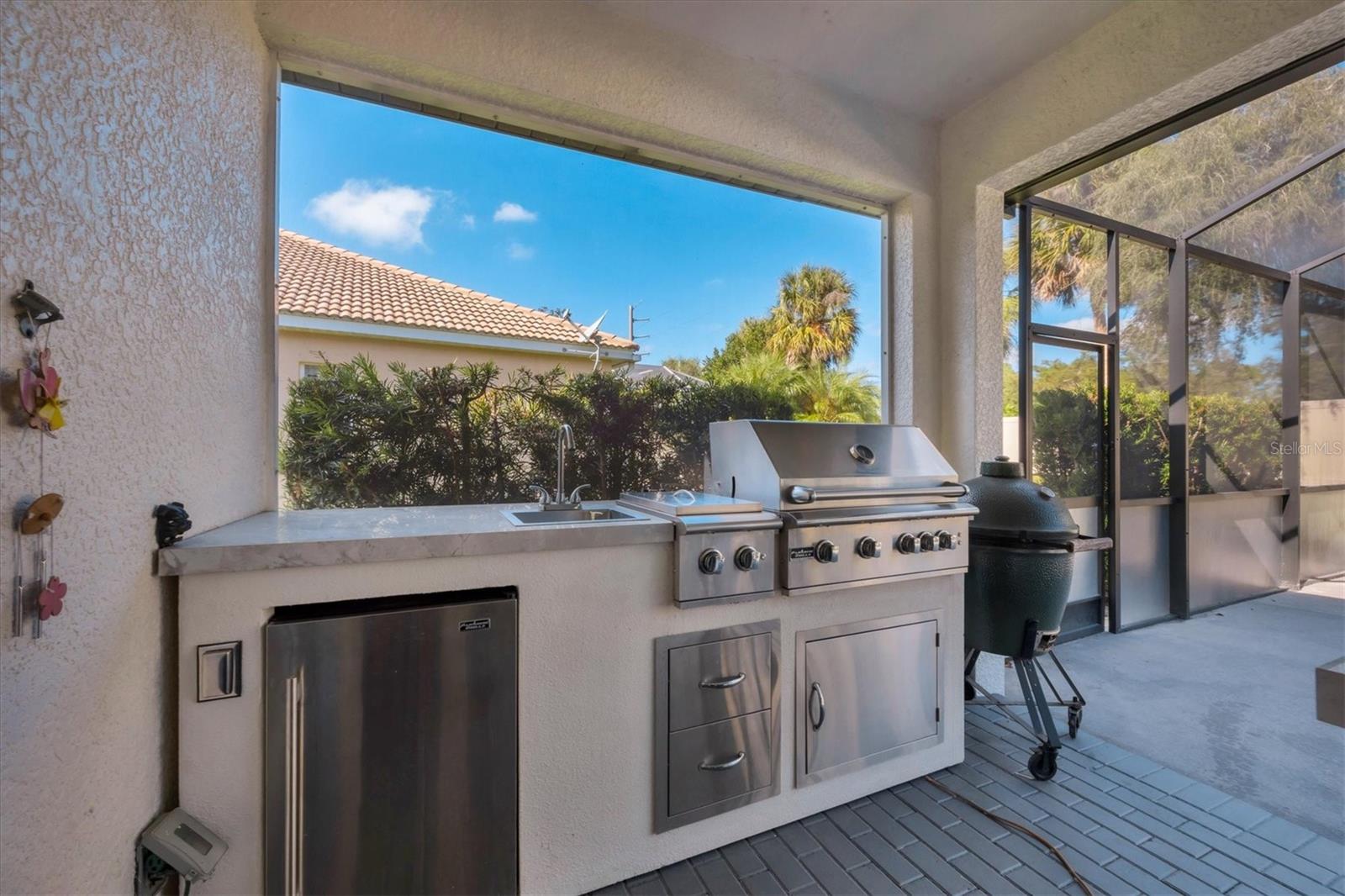 RIVER PLACE - Residential