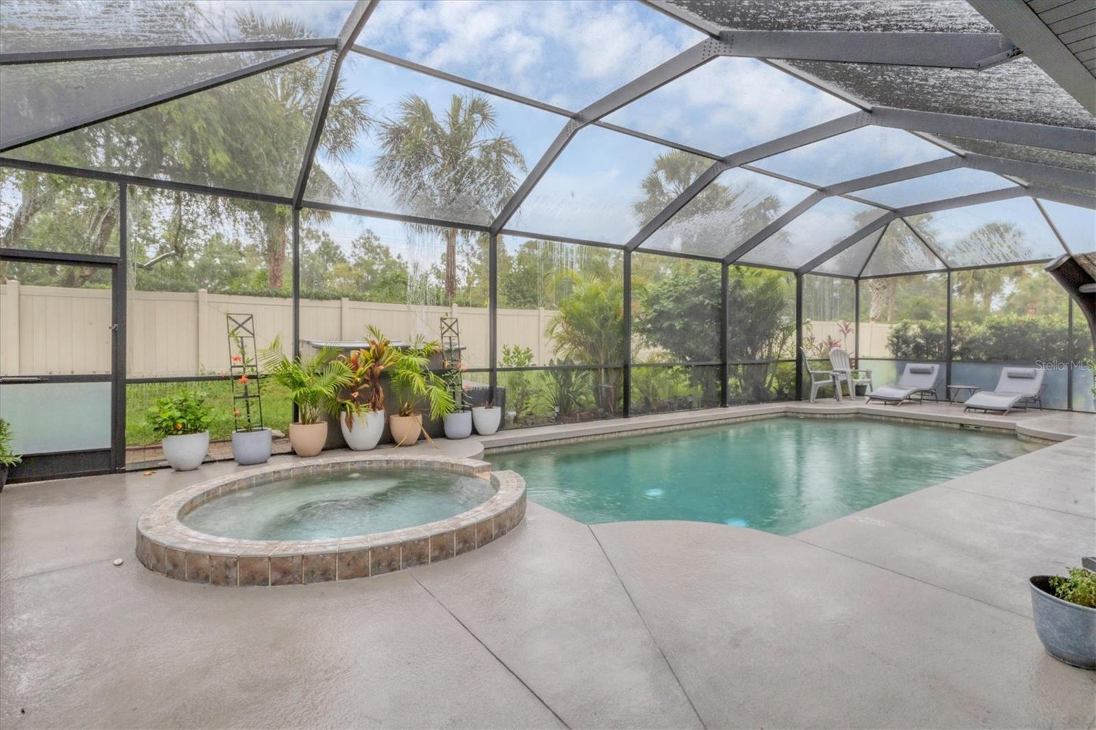 RIVER PLACE - Residential