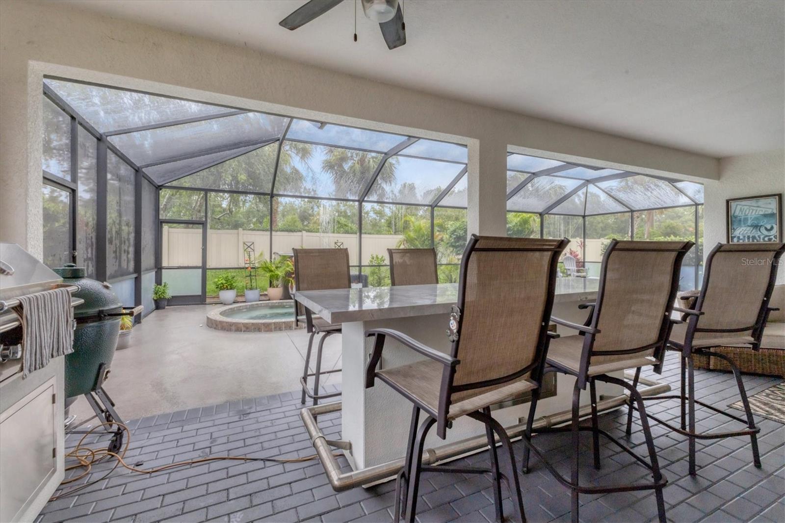 RIVER PLACE - Residential