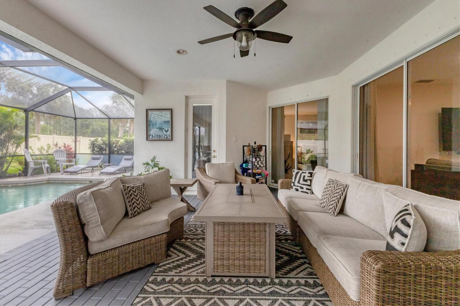 RIVER PLACE - Residential