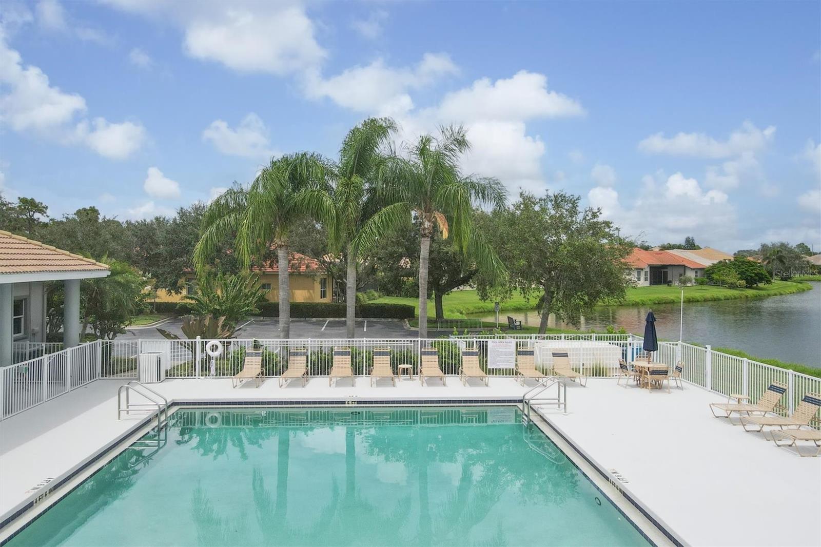 RIVER PLACE - Residential