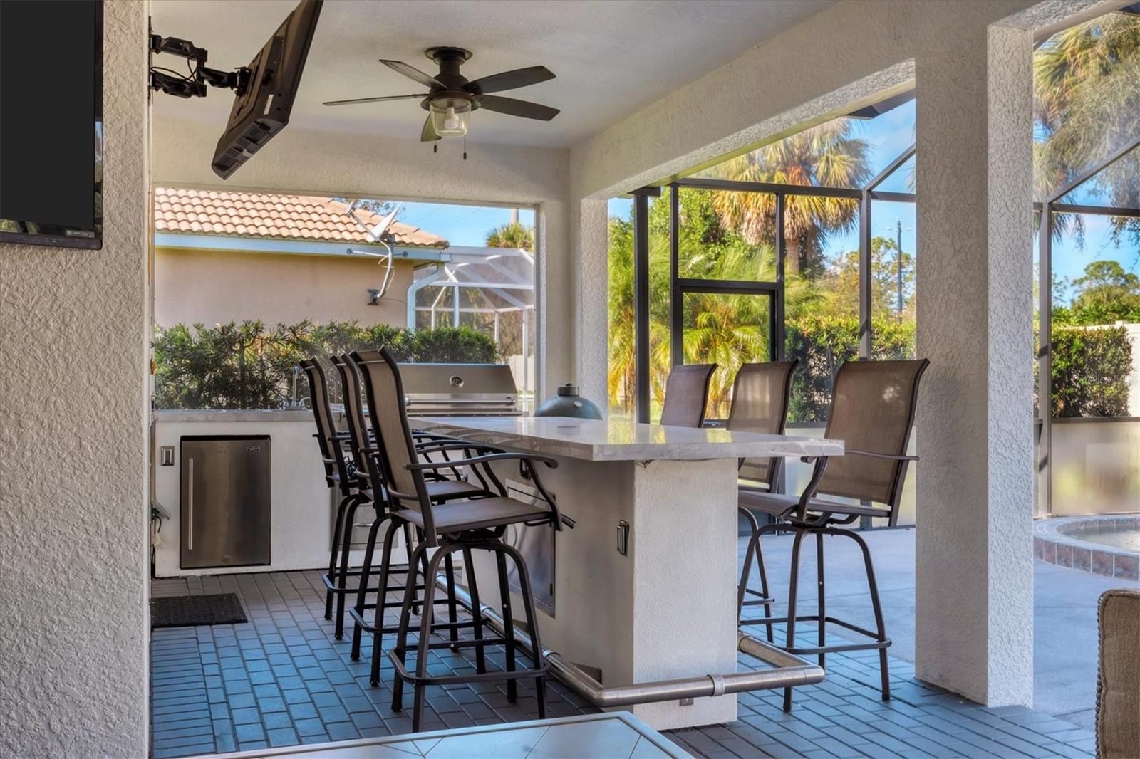 RIVER PLACE - Residential