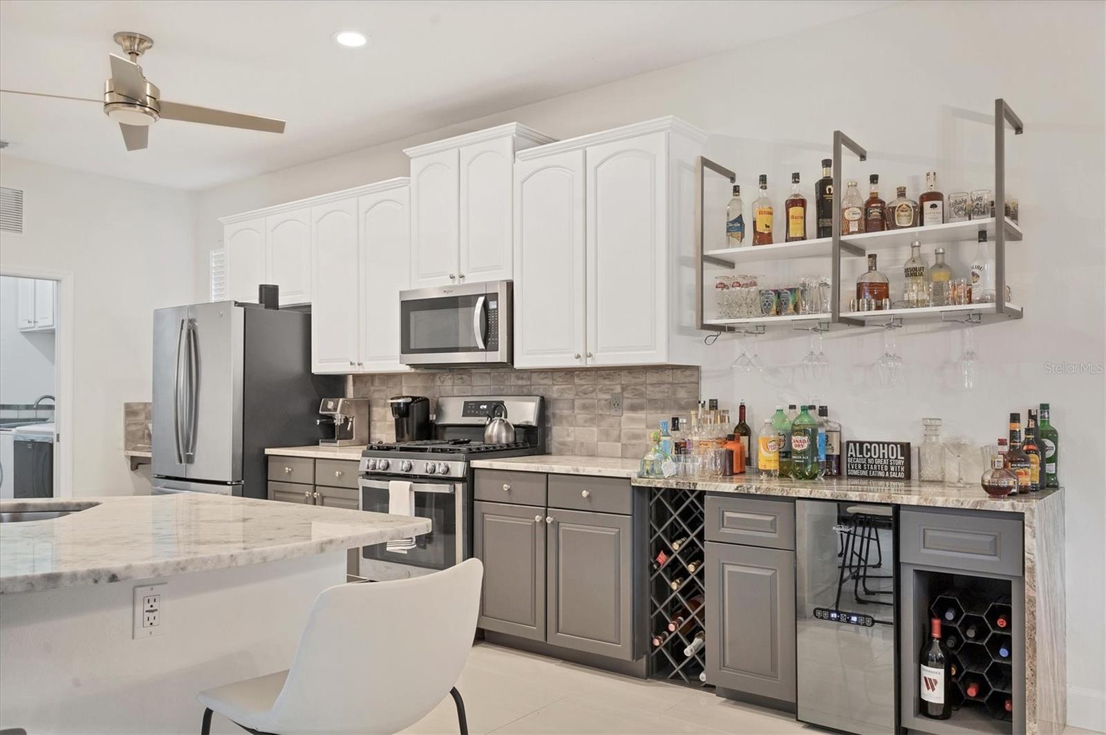 RIVER PLACE - Residential