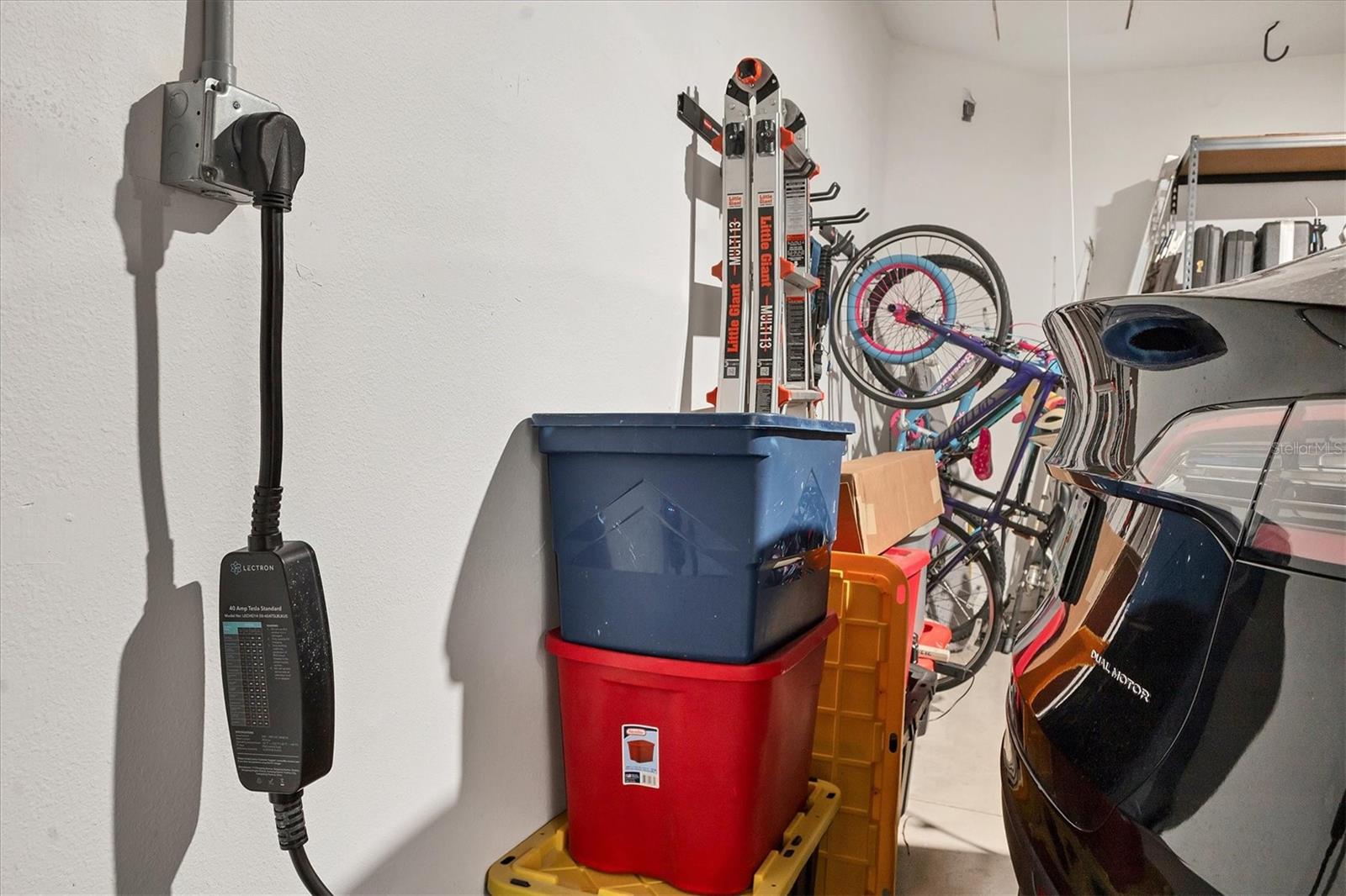 RIVER PLACE - Residential