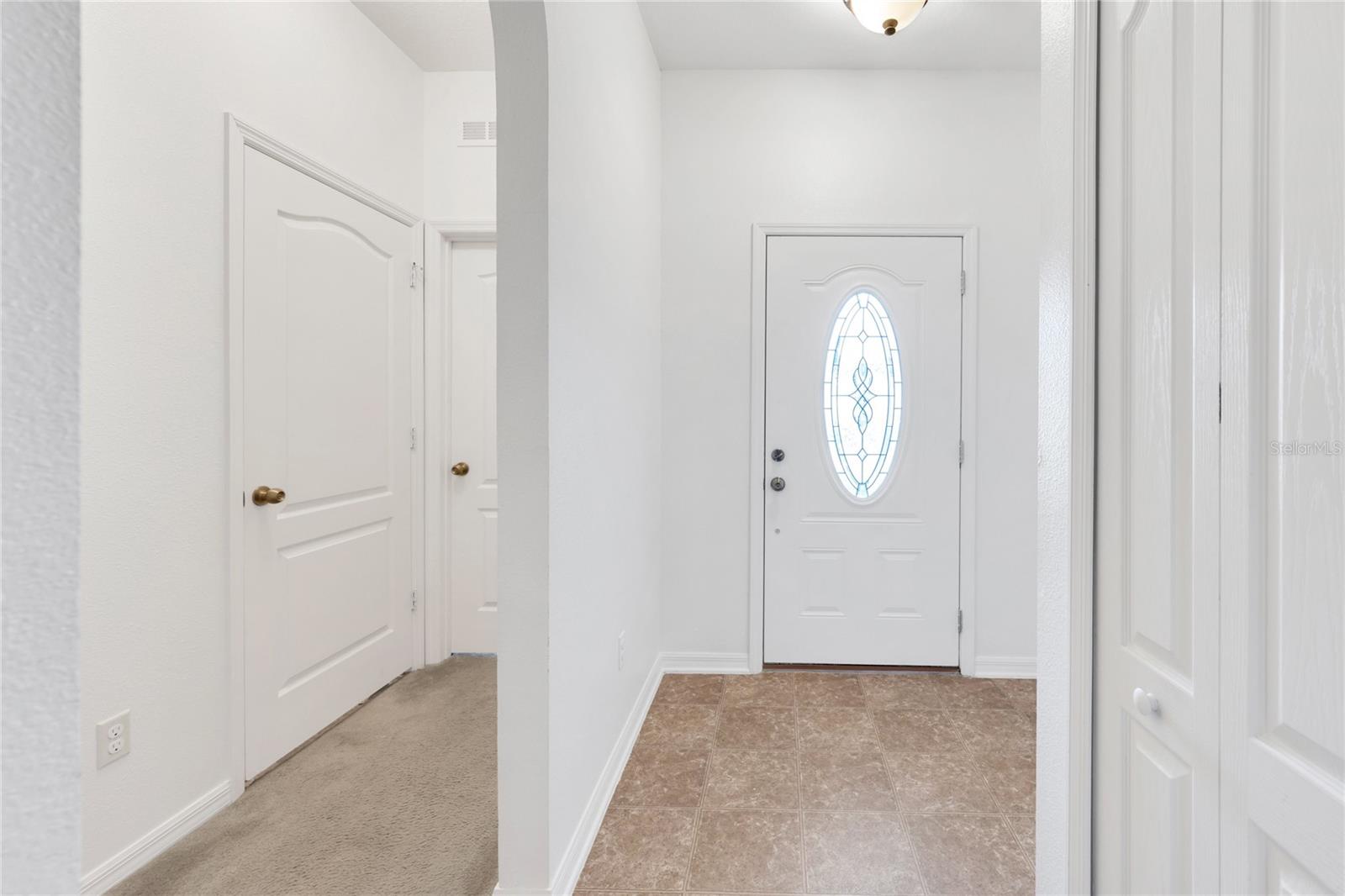 Casas a venda 2 - Jen Dantas 3216 LYNROCK AVENUE