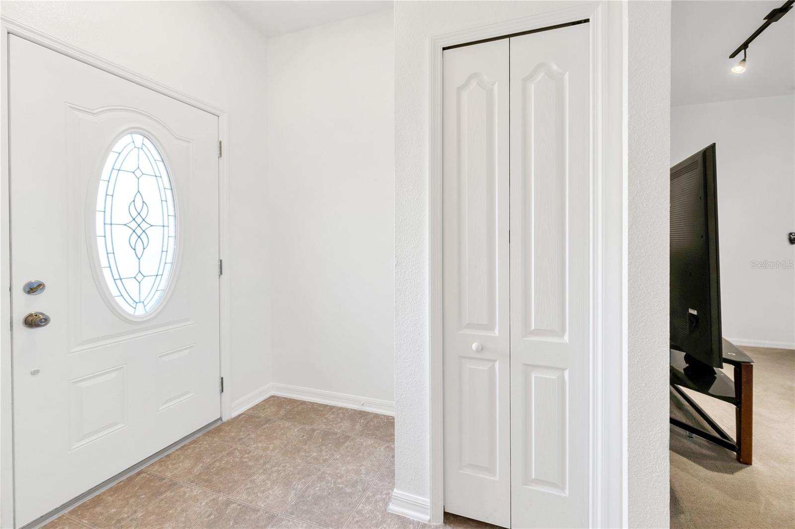 Casas a venda 3 - Jen Dantas 3216 LYNROCK AVENUE